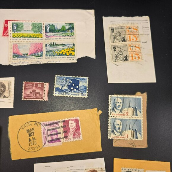 Vintage United States Postage Stamp Collection Assorted Designs Mixed Lot LI3042 - Picture 4 of 9
